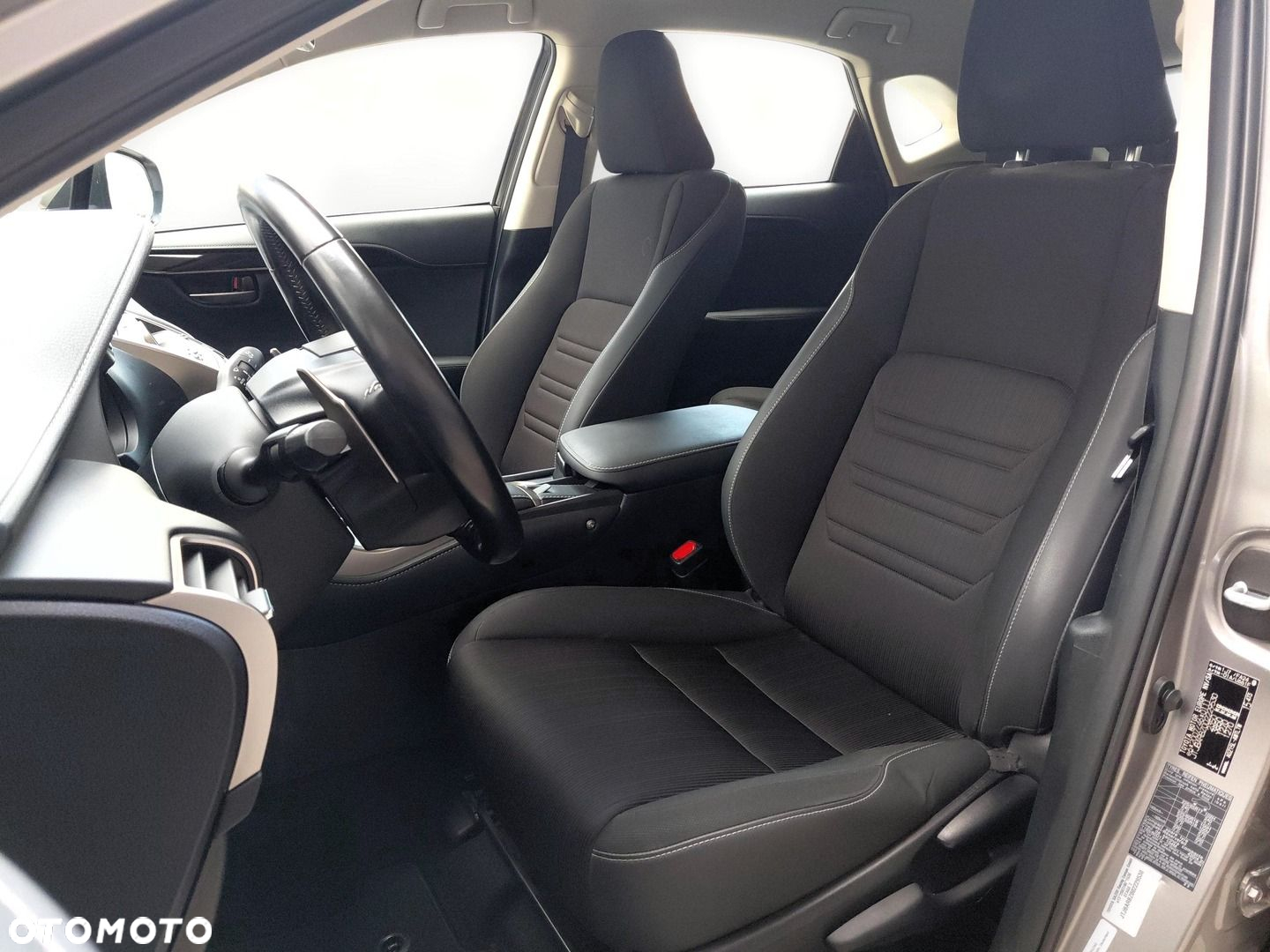 Lexus NX 300 Optimum AWD - 18