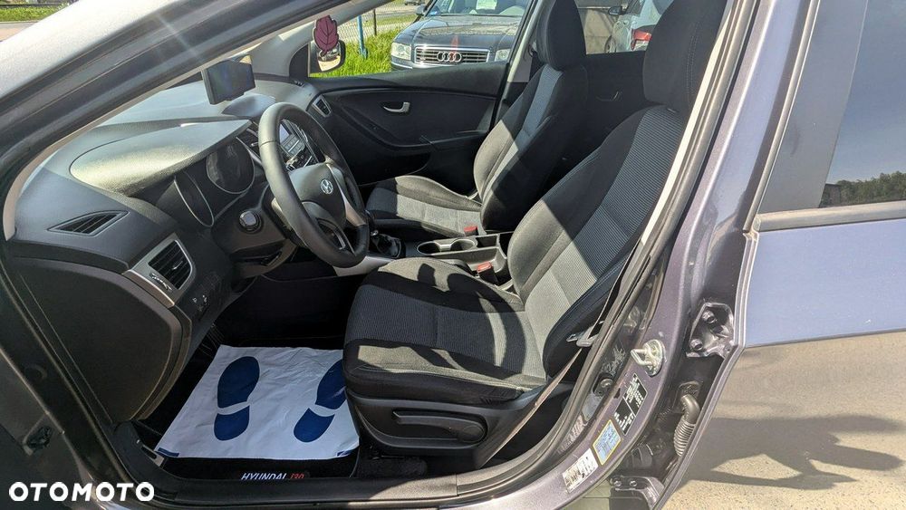 Hyundai i30 - 12