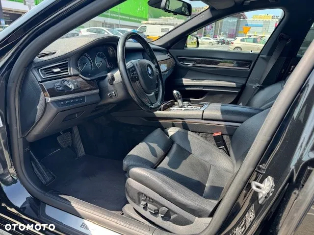 BMW Seria 7 730d - 13
