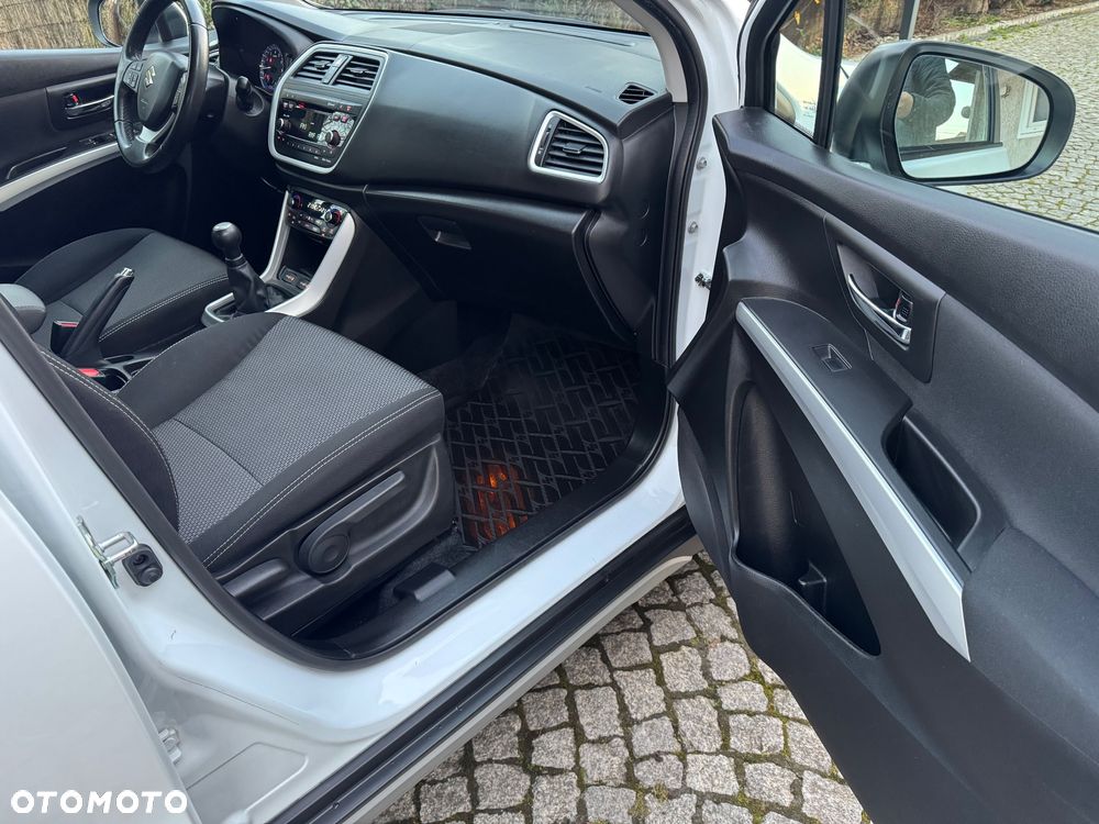Suzuki SX4 S-Cross 1.6 VVT 4x2 limited+ - 29