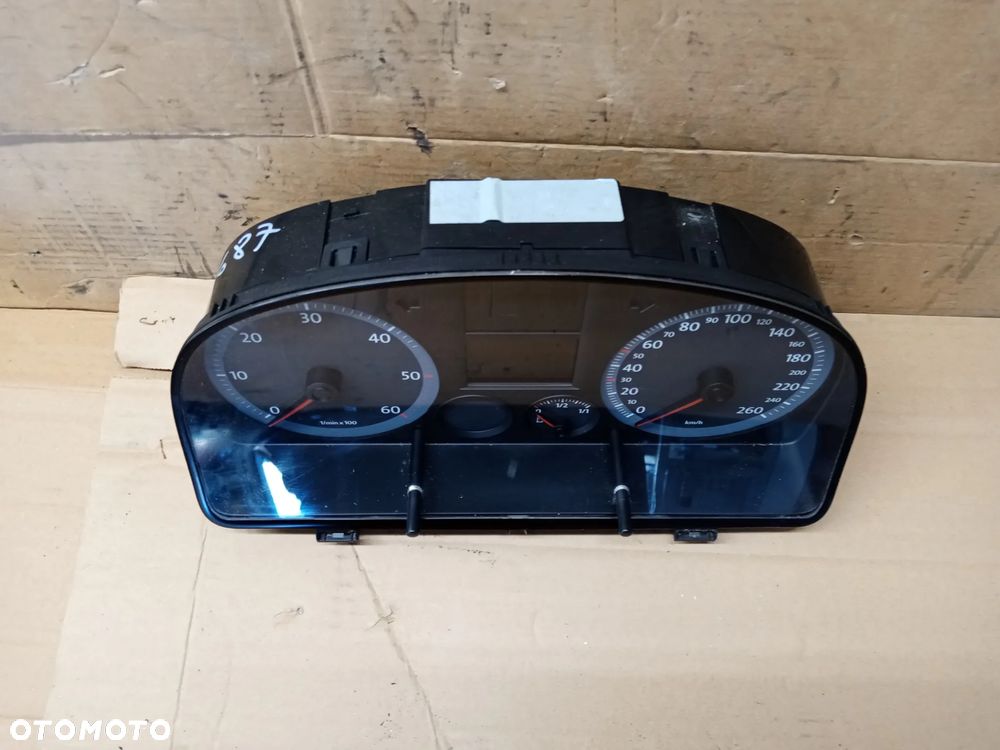 Licznik zegary oryginał VW Caddy 1.9 TDI 262 tyś 2K0920840E - 2