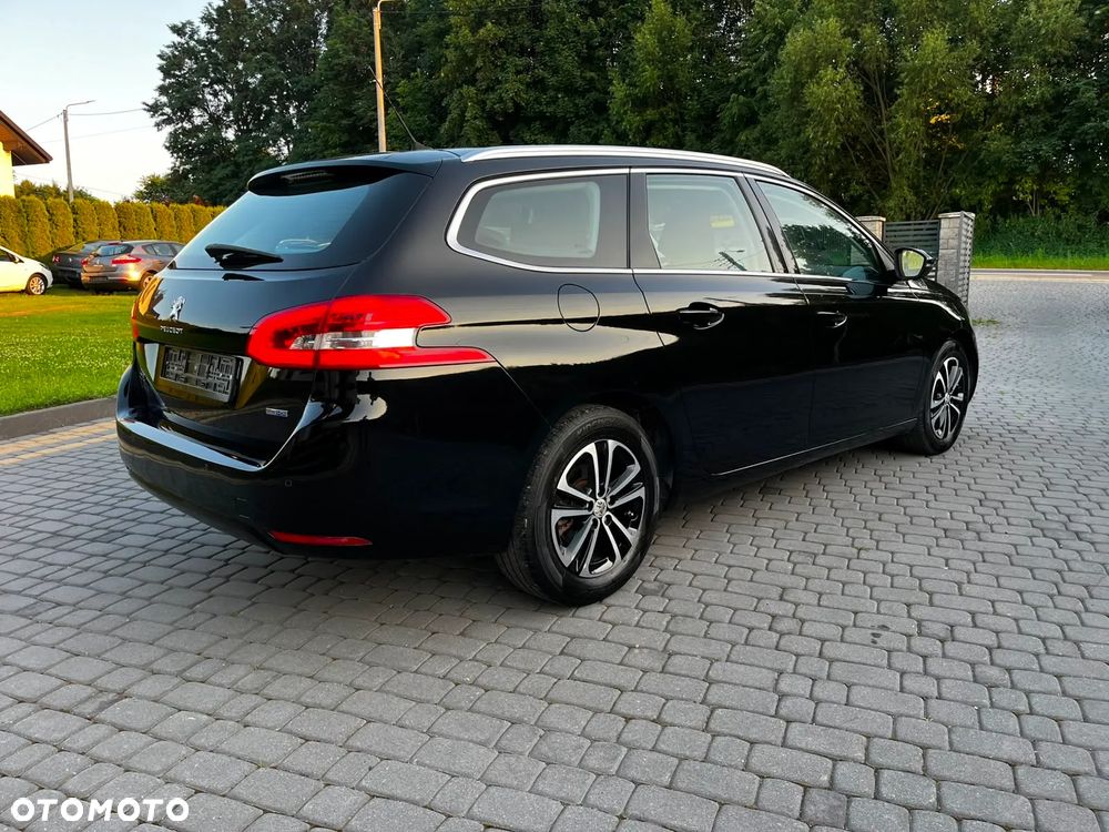 Peugeot 308 - 3