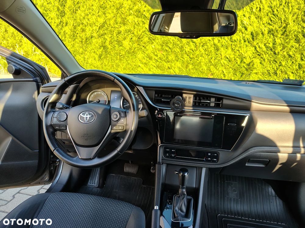 Toyota Corolla 1.6 Comfort MS - 10