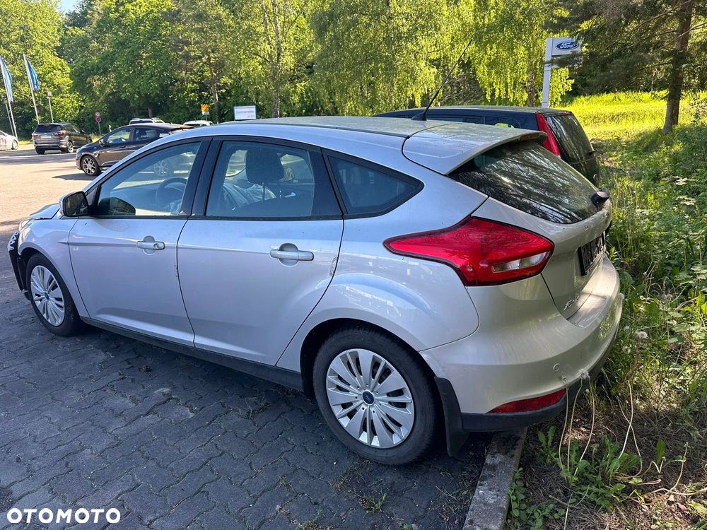 Ford Focus - 4