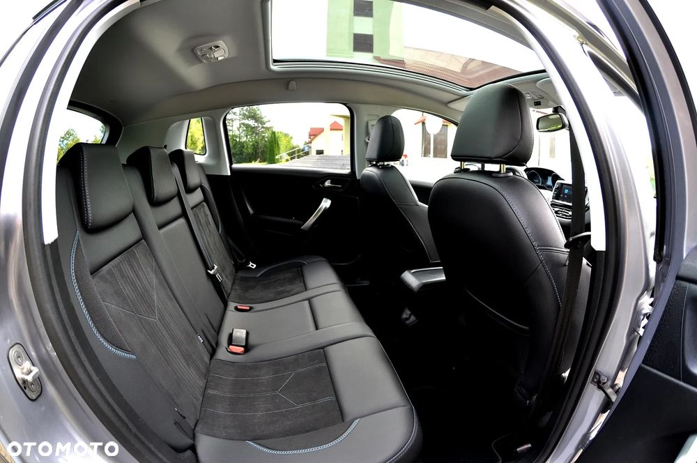 Peugeot 2008 1.2 Pure Tech Crossway S&S - 25