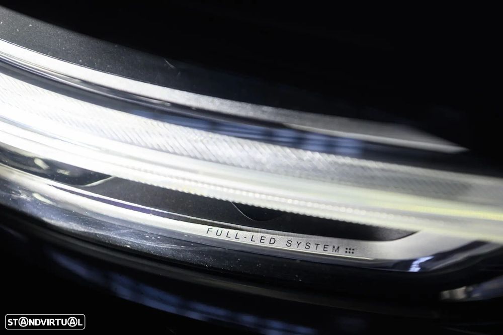 Volvo XC 60 2.0 D4 Inscription AWD Geartronic - 14