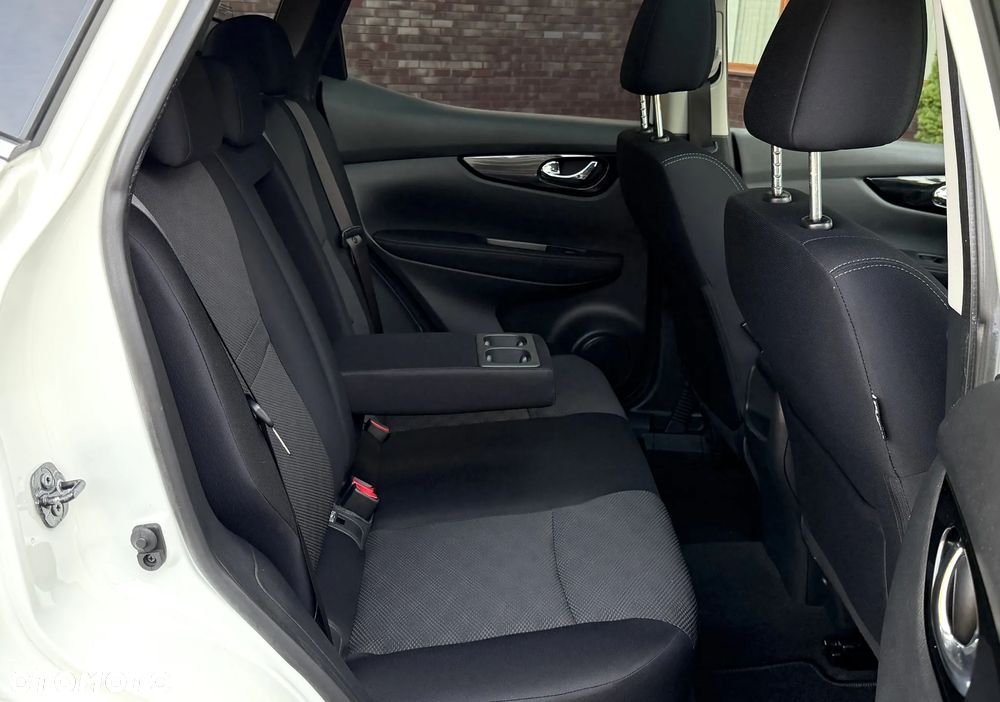 Nissan Qashqai 1.2 DIG-T Tekna EU6 - 39