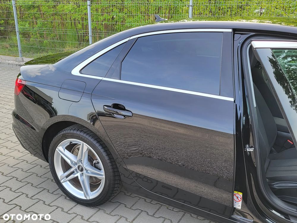 Audi A4 Limousine 35 TFSI mHEV Advanced S tronic - 9