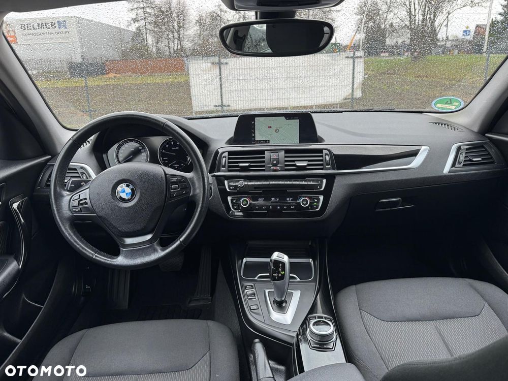 BMW Seria 1 - 24