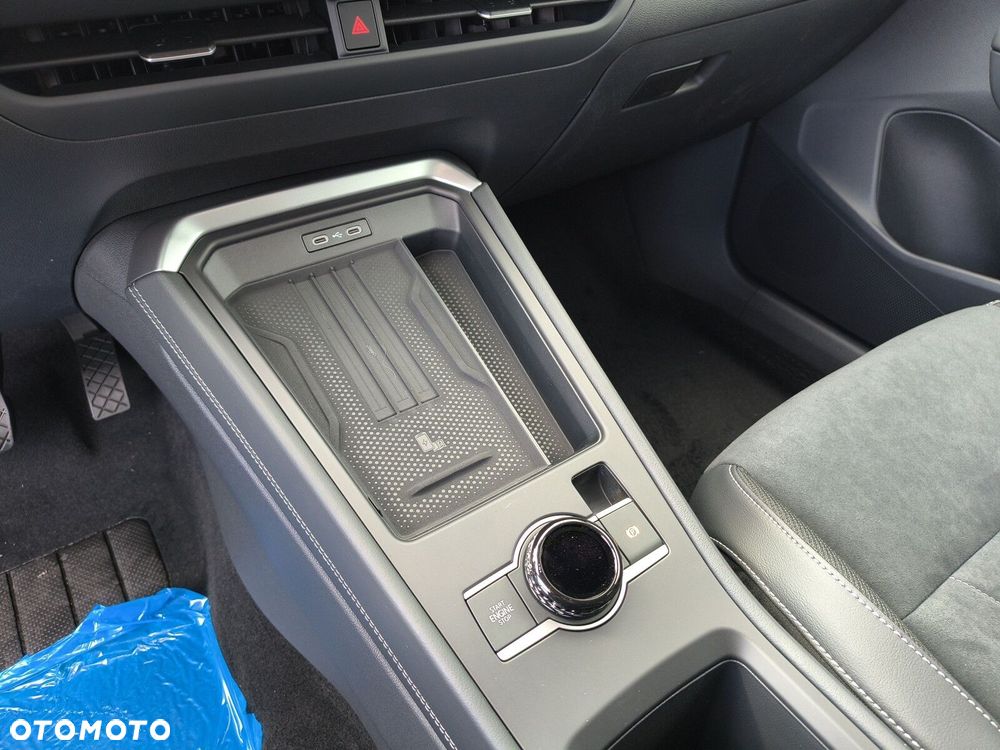 Volkswagen T-Roc - 15