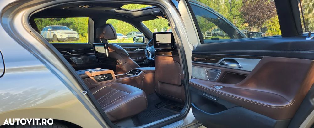BMW Seria 7 740Ld xDrive - 13