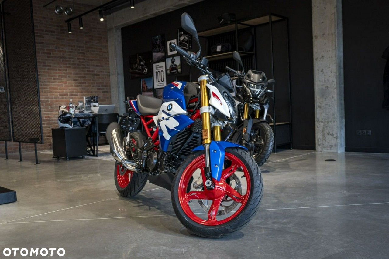 BMW G - 3