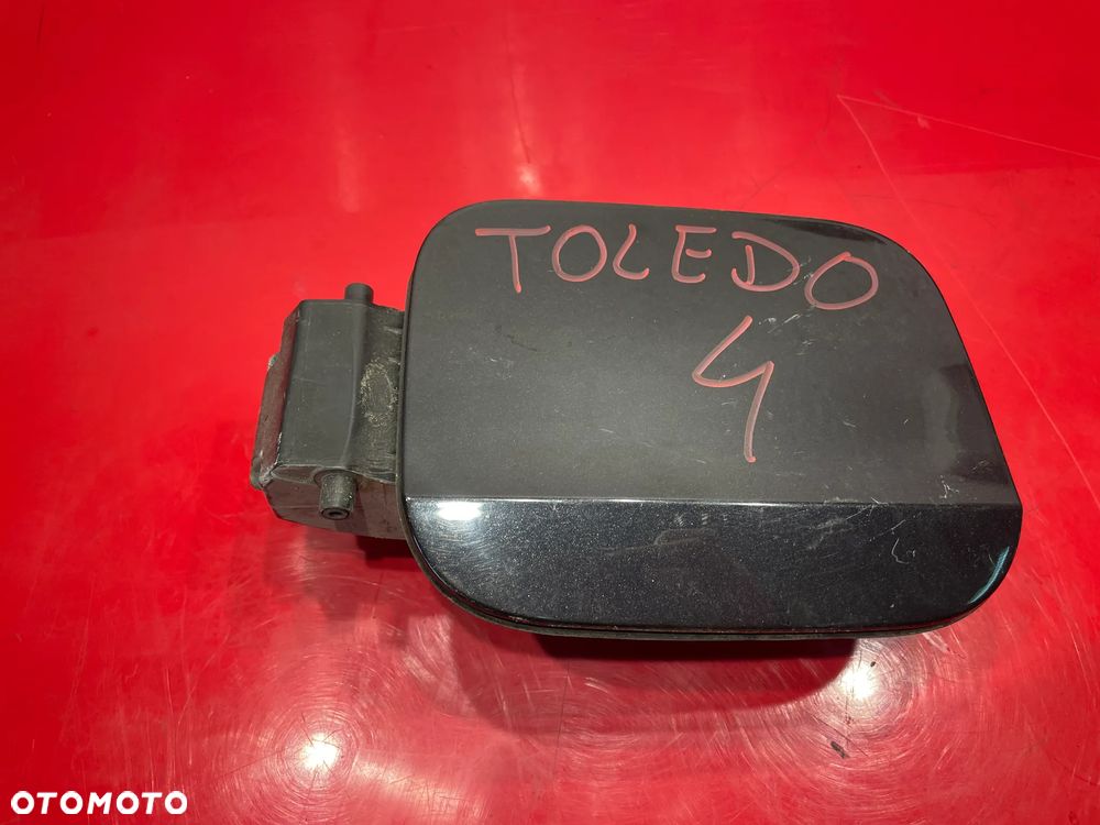 LAPKA WLEWU PALIWA K SEAT TOLEDO IV  5JA809999A