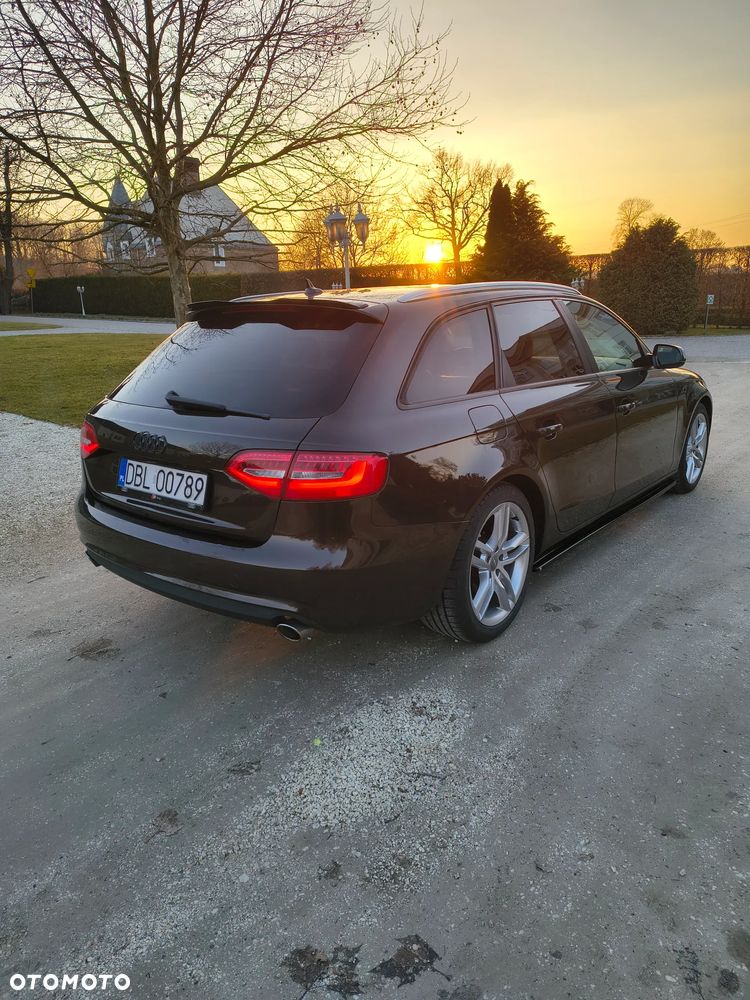 Audi A4 Avant 3.0 TDI DPF clean diesel quattro S tronic Ambition - 4