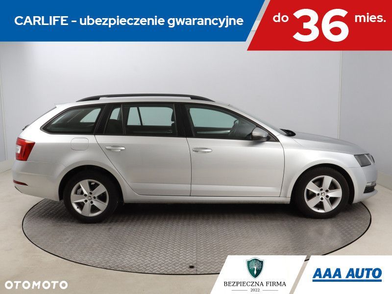 Skoda Octavia - 8