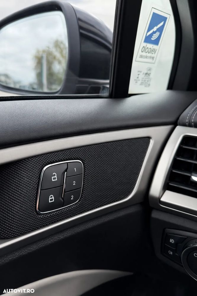 Ford Mondeo 2.0 CVT VIGNALE - 9