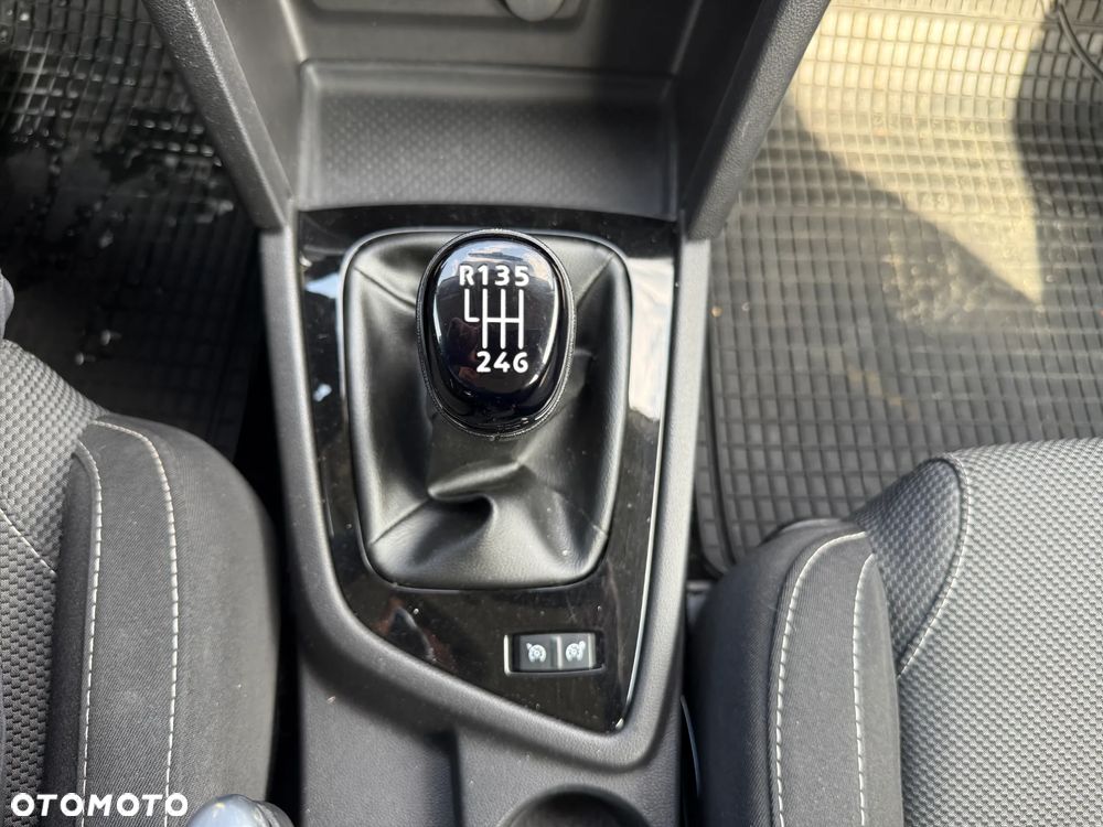 Renault Megane ENERGY TCe 100 EXPERIENCE - 16
