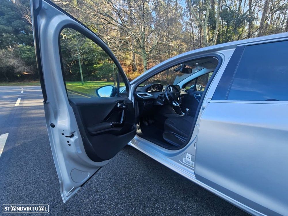 Peugeot 208 Blue-HDi 100 Stop&Start Allure - 6