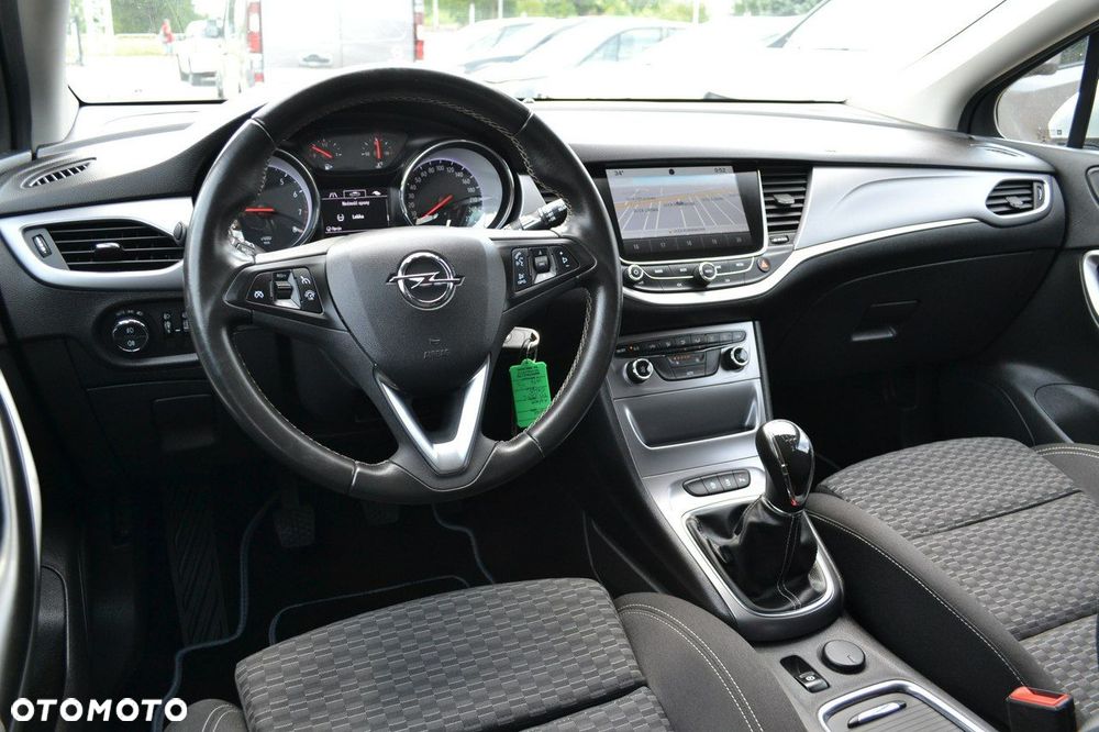 Opel Astra - 8