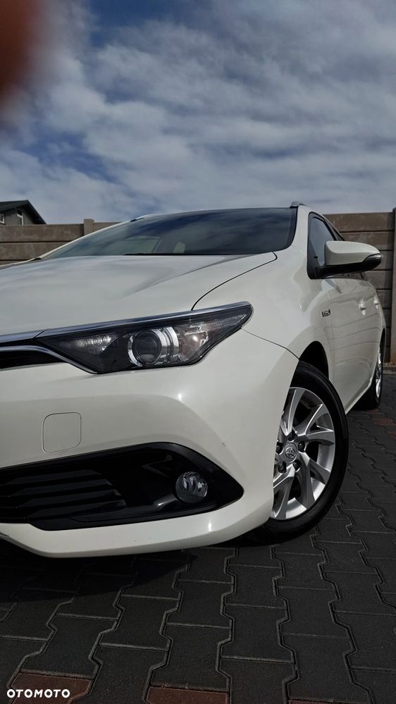 Toyota Auris 1.8 HSD Luna - 10