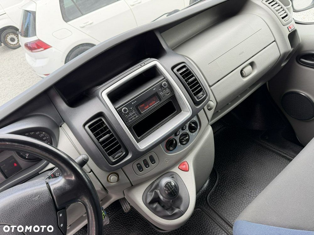 Renault Trafic - 20