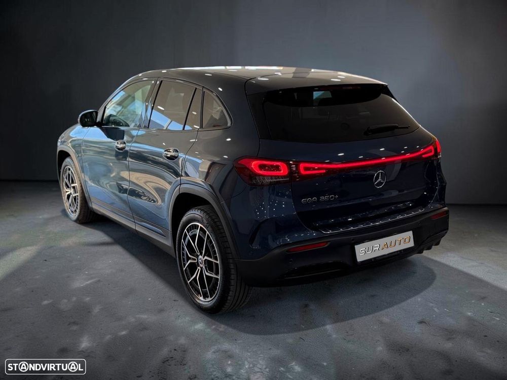 Mercedes-Benz EQA 250+ AMG Line - 36
