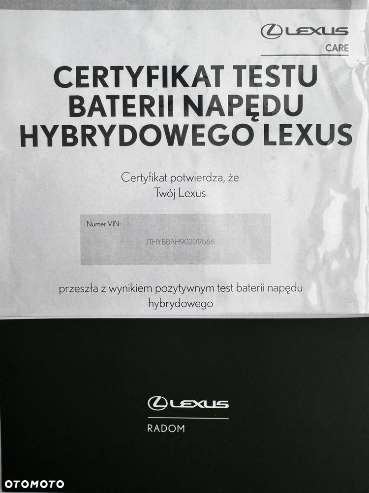 Lexus UX 300h F Sport Design - 24