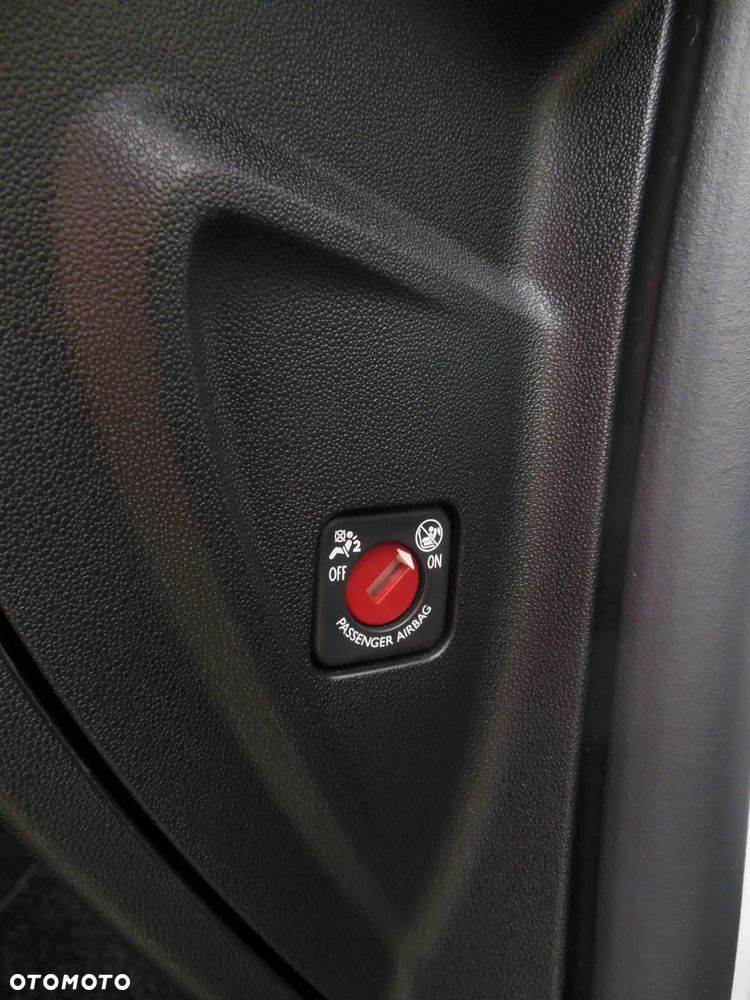 Citroën C3 Pure Tech 83 S&S SHINE - 32
