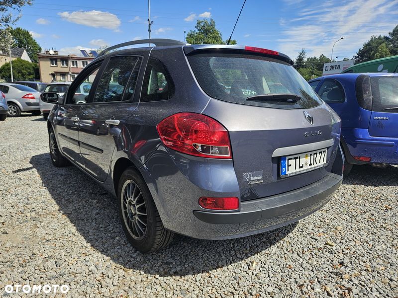 Renault Clio 1.2 TCE Expression - 11