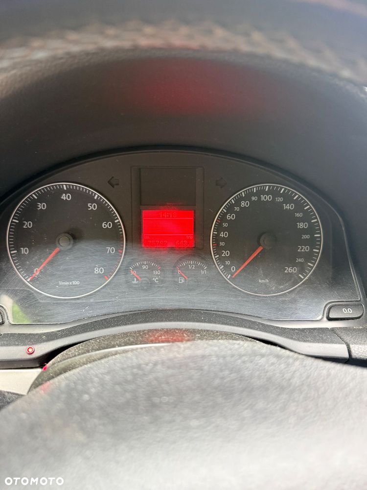Volkswagen Golf 1.6 Trendline - 8