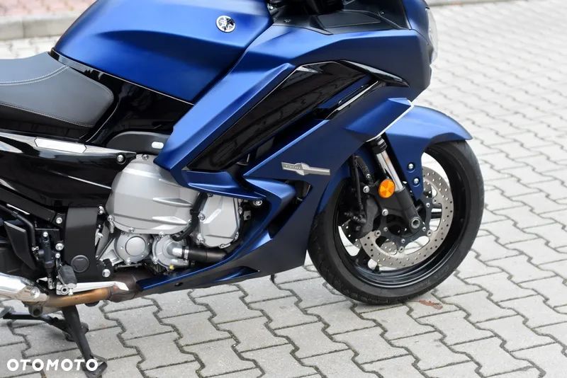 Yamaha FJR - 10