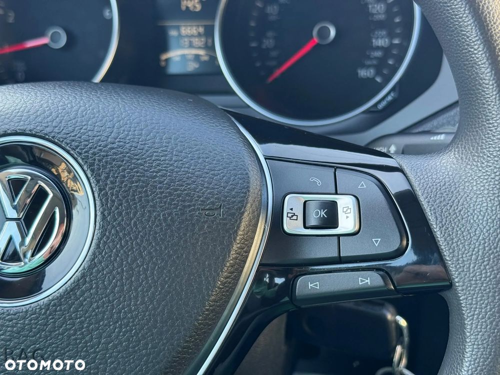 Volkswagen Jetta - 18