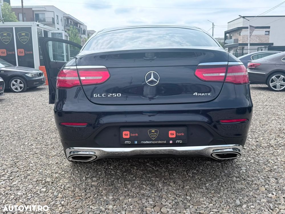 Mercedes-Benz GLC - 25
