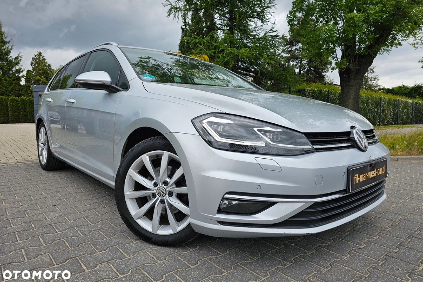 Volkswagen Golf - 3