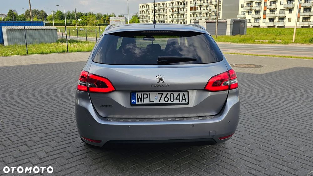 Peugeot 308 1.5 BlueHDi Allure Pack S&S EAT8 - 34
