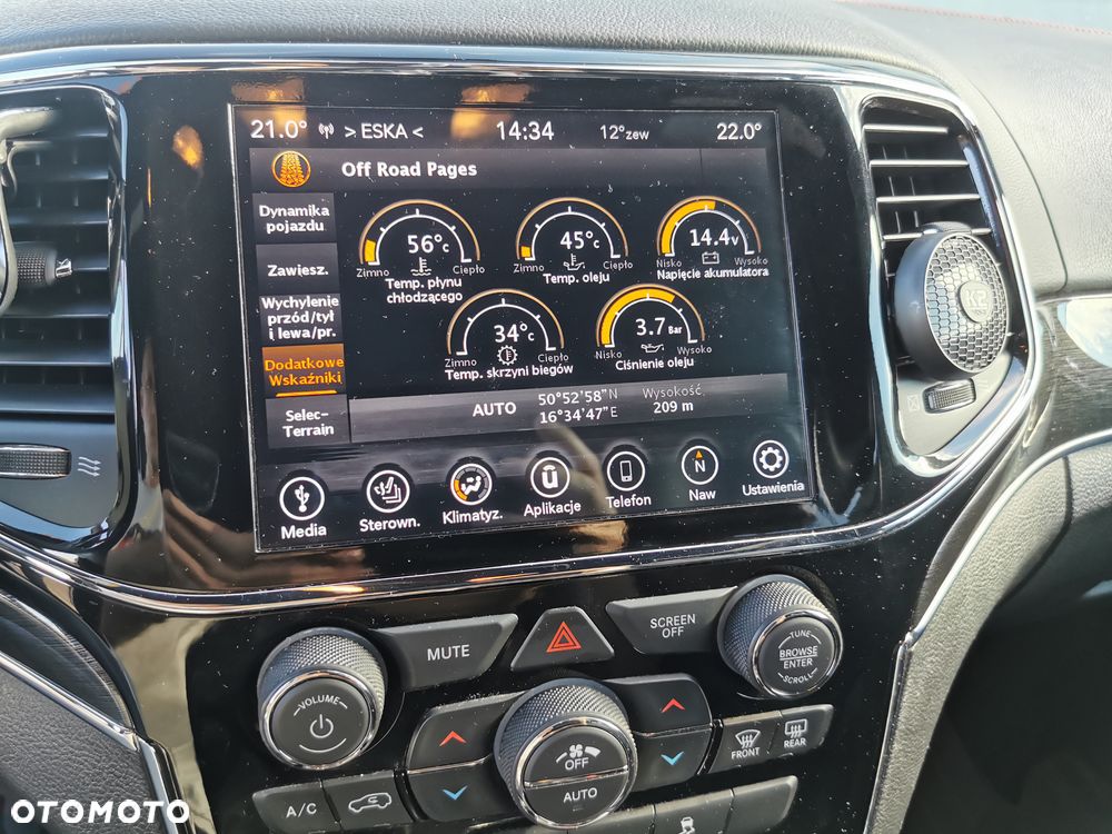 Jeep Grand Cherokee - 28