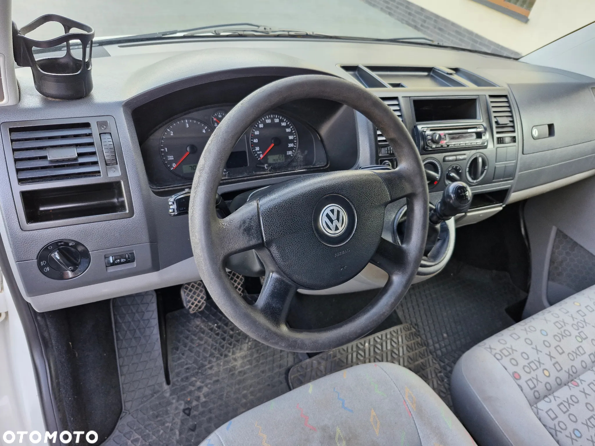 Volkswagen T5 - 17
