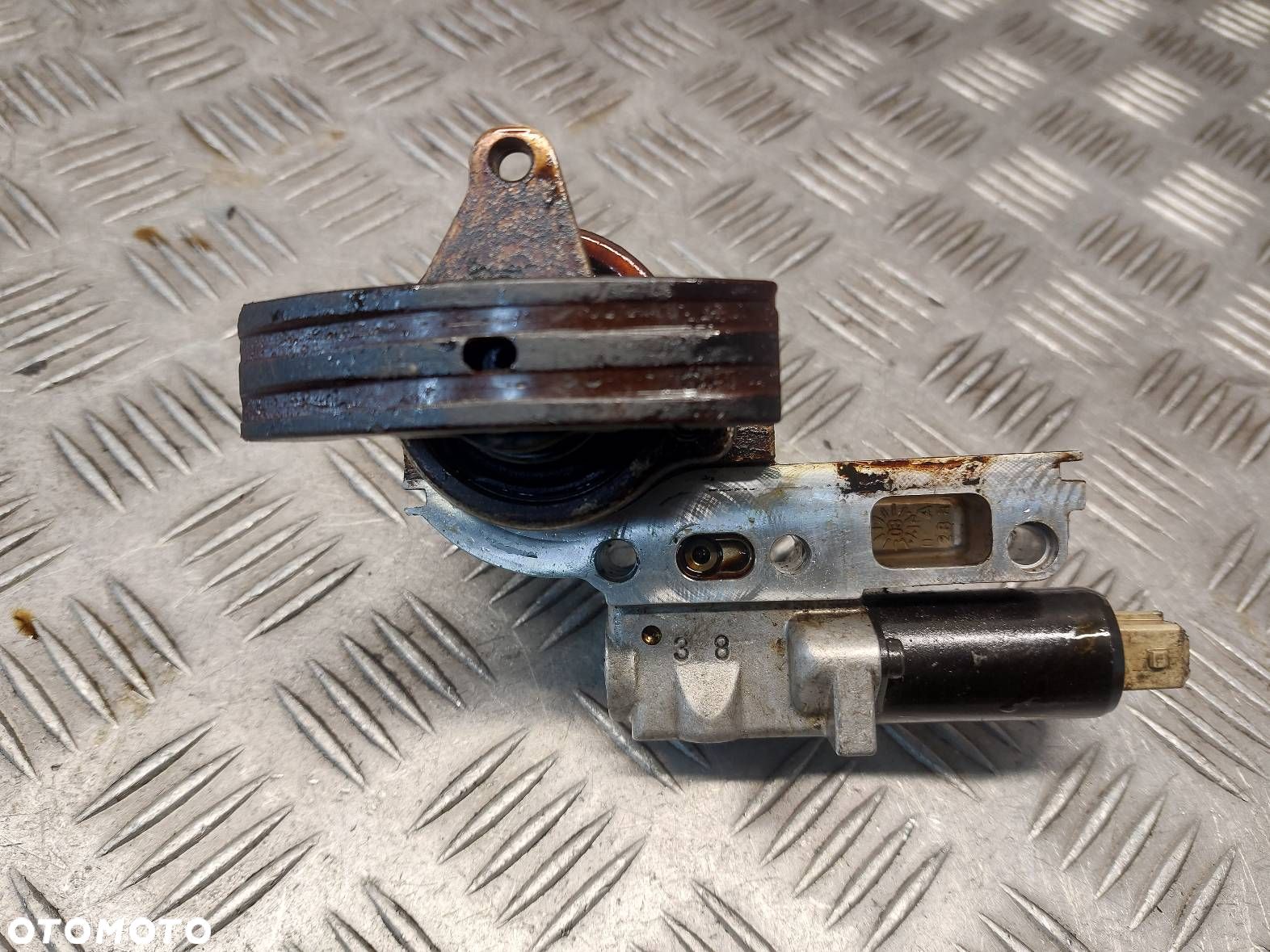 NAPINACZ ŁAŃCUCHA ROZRZĄDU AUDI A4 B6 058109088E - 1