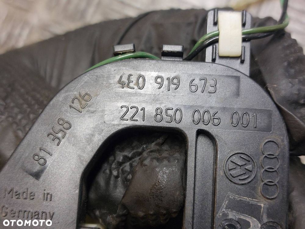 POMPKA PALIWA + PŁYWAK AUDI A8 D3 4.2 V8 3D0919679 4E0919679A 4E0919673A - 7