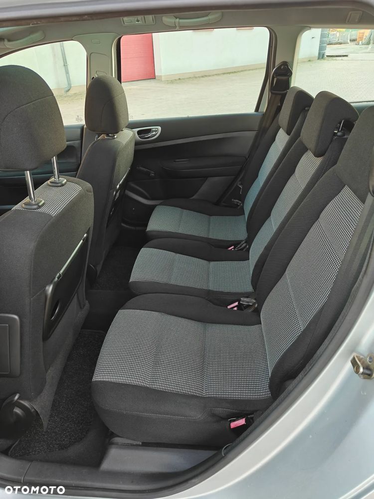 Peugeot 307 1.6 - 10