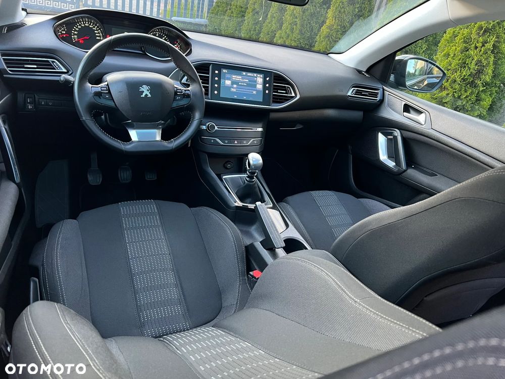 Peugeot 308 BlueHDi FAP 120 Stop & Start Allure - 19