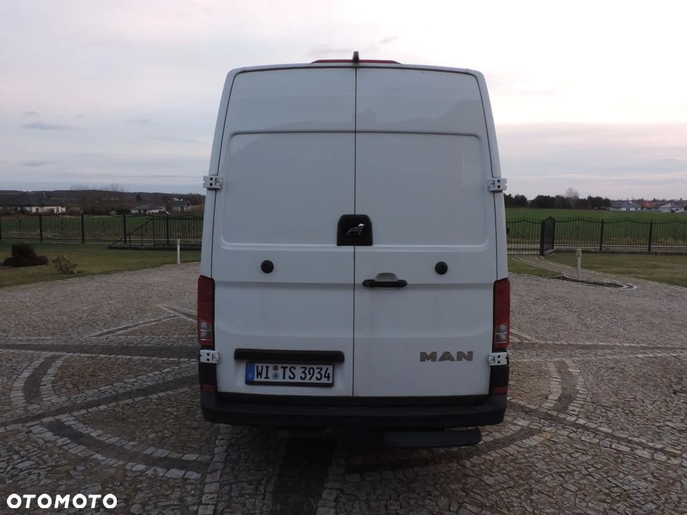 Volkswagen Crafter - 28