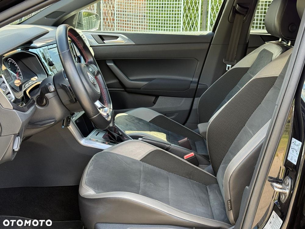 Volkswagen Polo 2.0 TSI OPF DSG GTI - 10