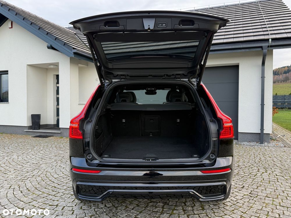 Volvo XC 60 B4 D AWD Geartronic RDesign - 36