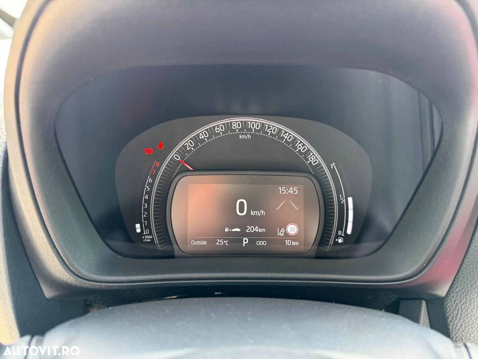 Toyota Aygo X 1.0l CVT UNDERCOVER JBL - 11