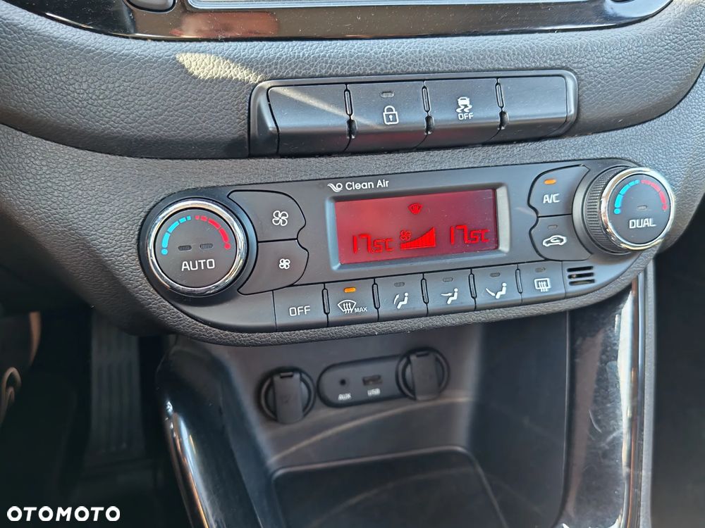 Kia Ceed 1.6 GDI L - 19