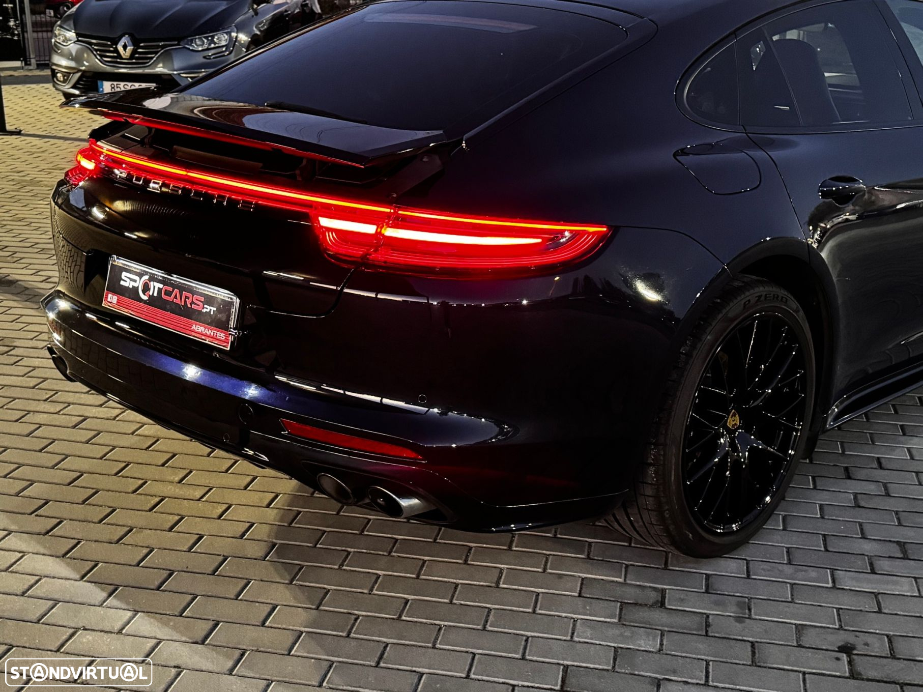 Porsche Panamera 4 Executive - 21