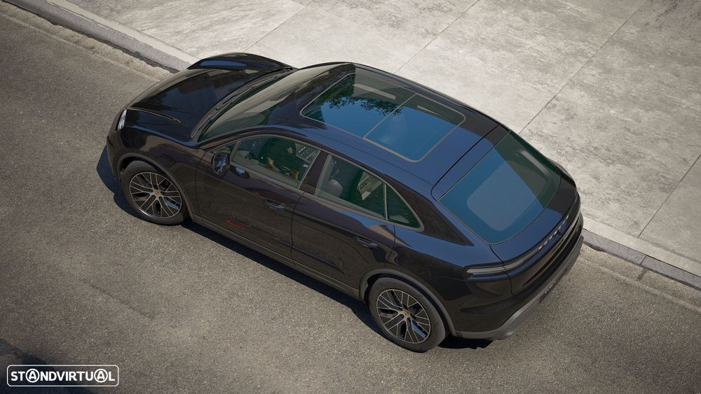 Porsche Macan Electric 4 - 5