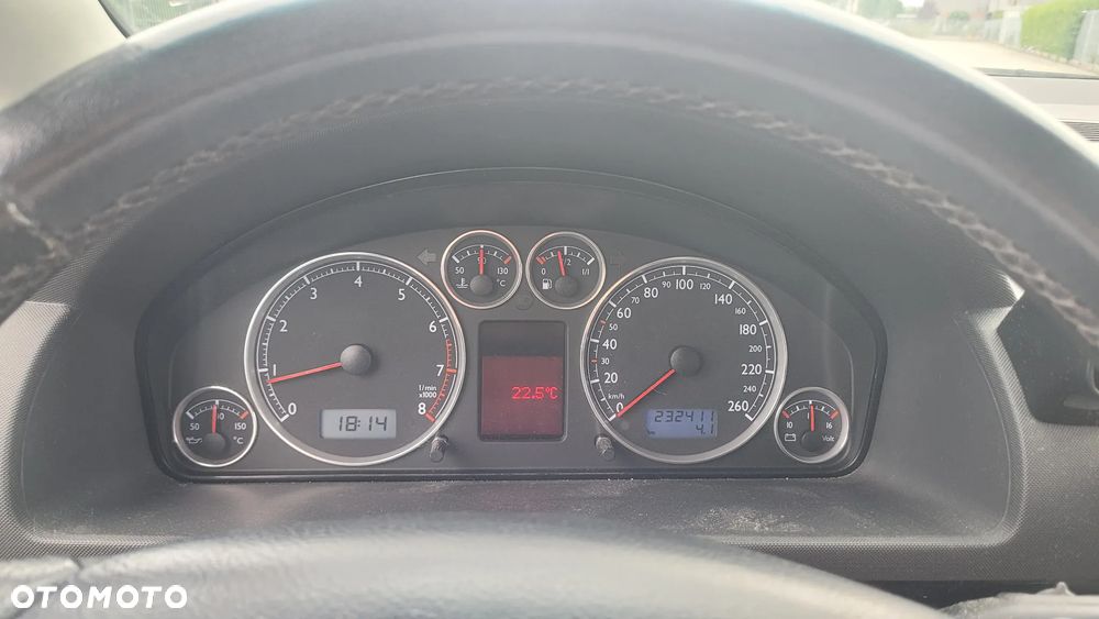 Volkswagen Sharan 1.8T Comfortline - 14