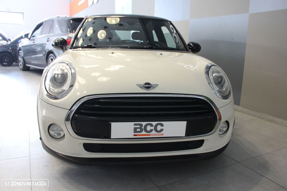 MINI 3 Portas Cooper D Auto - 6
